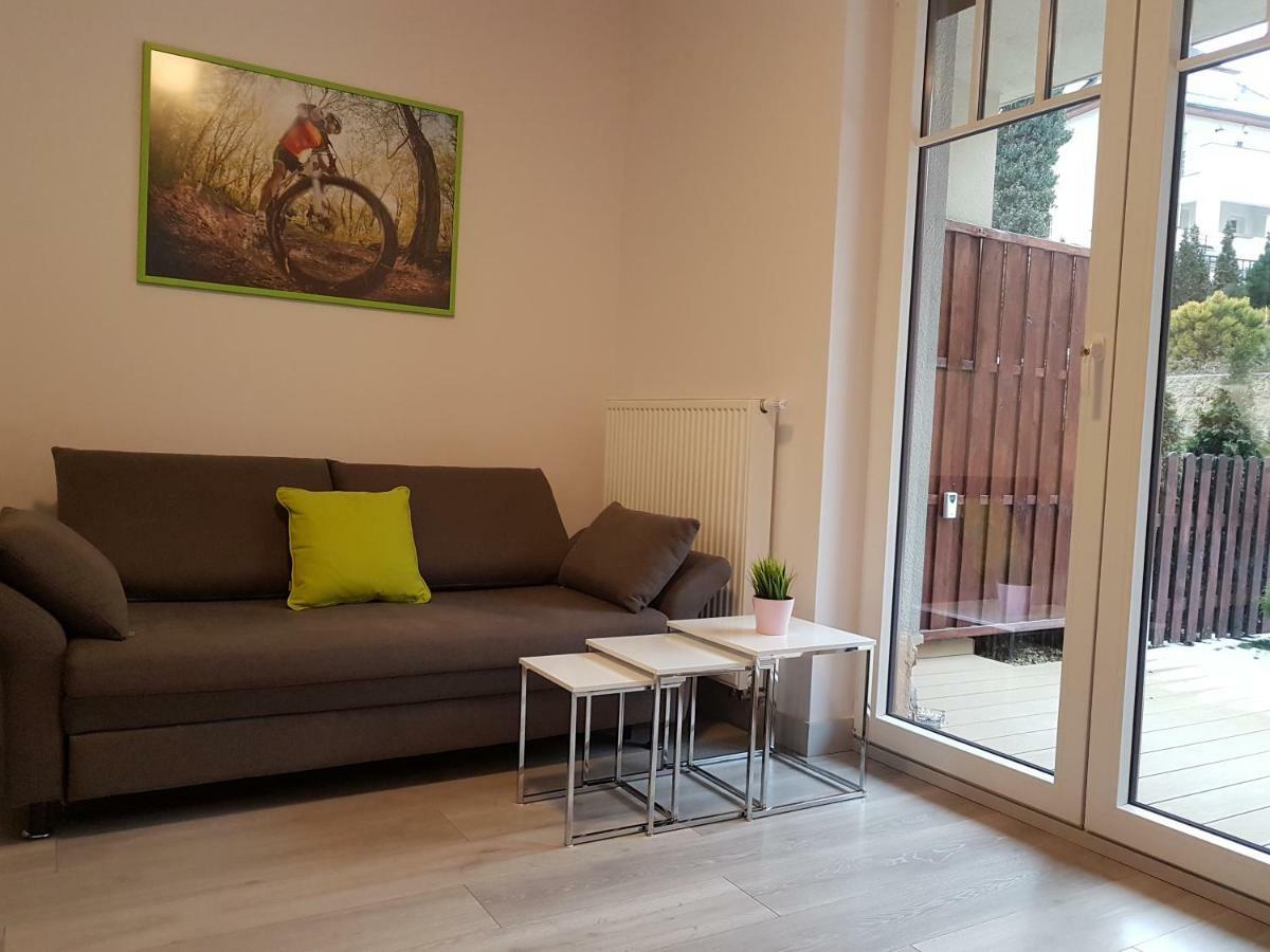 Apartament Z Ogrodem Polanica-Zdroj Exterior photo